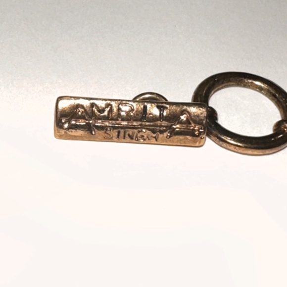 Amrita Singh Necklace - Picture 2 of 7